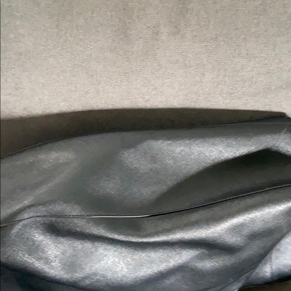 SOLD Tory Burch purse - Picture 5 of 7